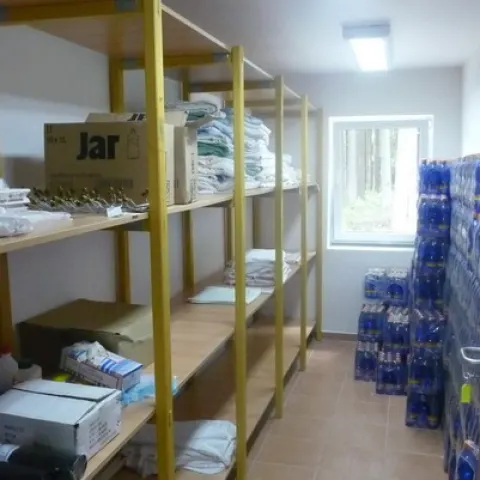 Rekonstrukce jídelny – fotka 140