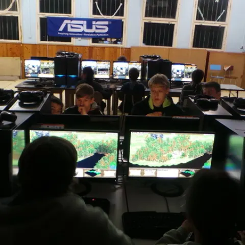 Eš u Pacova 2014 - Mironet IT tábor – fotka 13