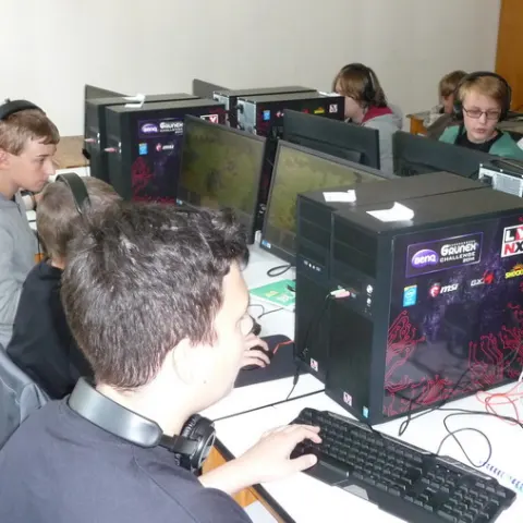 Eš u Pacova 2014 - Mironet IT tábor – fotka 130