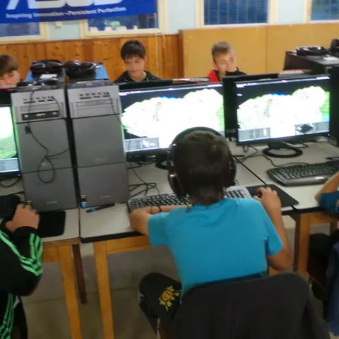 Eš u Pacova 2014 - Mironet IT tábor – fotka 76