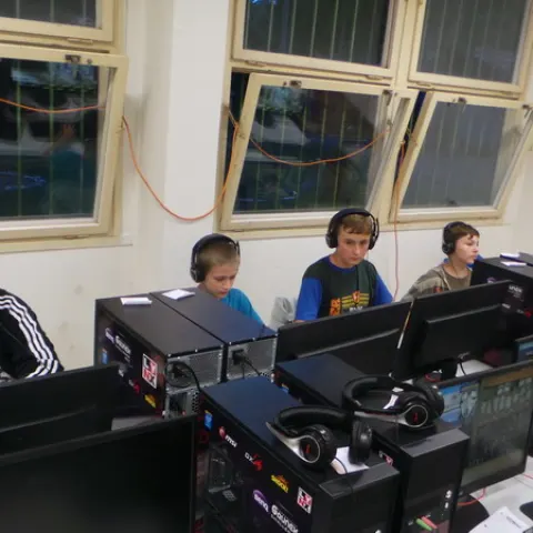 Eš u Pacova 2014 - Mironet IT tábor – fotka 70