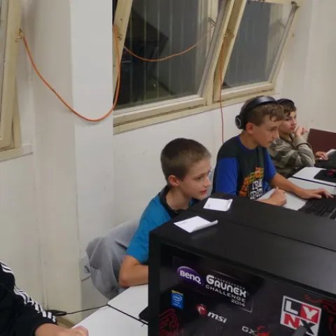 Eš u Pacova 2014 - Mironet IT tábor – fotka 79