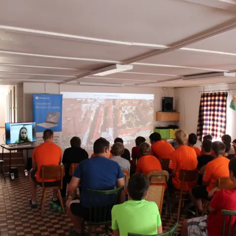 Eš u Pacova 2015 - Mironet IT tábor 2015 – fotka 295