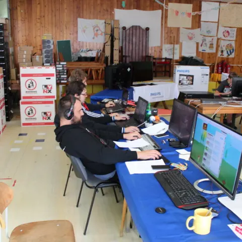 Eš u Pacova 2015 - Mironet IT tábor 2015 – fotka 214