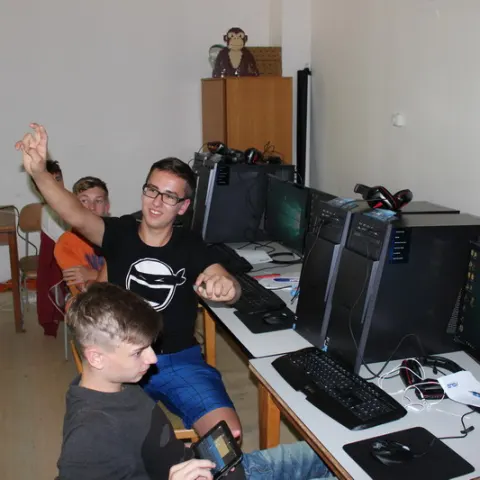 Eš u Pacova 2015 - Mironet IT tábor 2015 – fotka 223