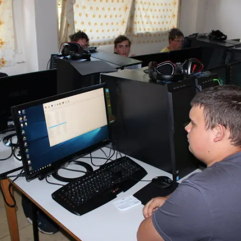 Eš u Pacova 2015 - Mironet IT tábor 2015 – fotka 221