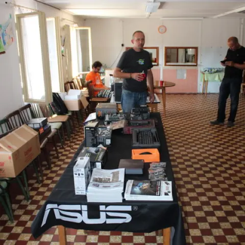 Eš u Pacova 2015 - Mironet IT tábor 2015 – fotka 279
