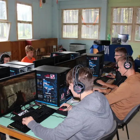 Eš u Pacova 2015 - Mironet IT tábor 2015 – fotka 257