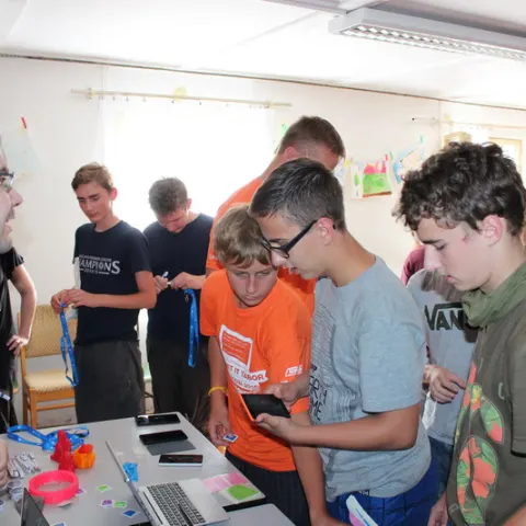 Eš u Pacova 2015 - Mironet IT tábor 2015 – fotka 324