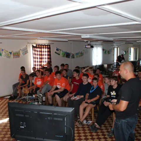 Eš u Pacova 2015 - Mironet IT tábor 2015 – fotka 339