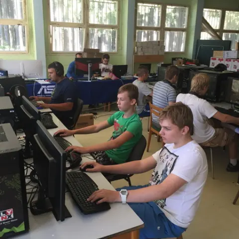 Mironet IT tábor v Eši u Pacova 2016 – fotka 257